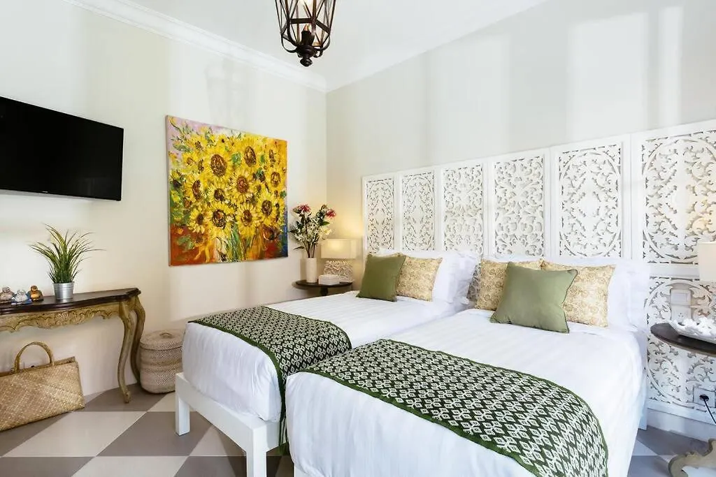 Villa Kayan - Gorgeous 2Br Seminyak Gem, Fabulous Location Steps From Restaurants, Cafes And Shopping Endonezya
